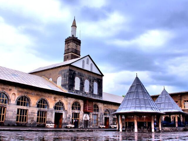 UÇAKLI GAP TURU (DİYARBAKIR - ÇUKUROVA)